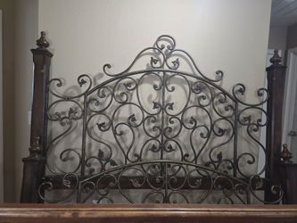 Beautiful king bed