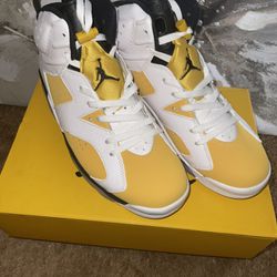 Nike Air Jordan 6 Retro "Yellow Ochre" Size 13