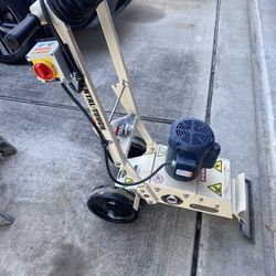Floor Stripping Machine 