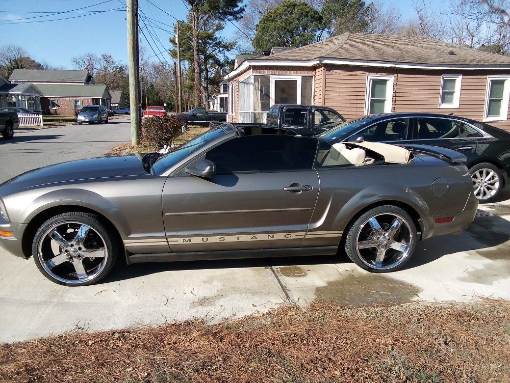 2005 Ford Mustang