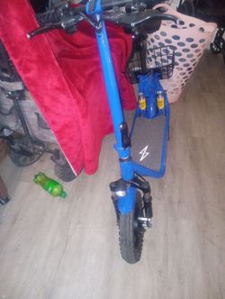 Phantom lll electric scooter