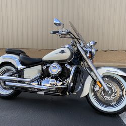 Yamaha 2003 XVS650 650 VSTAR Motorcycle - Clean Title W/ Pipes
