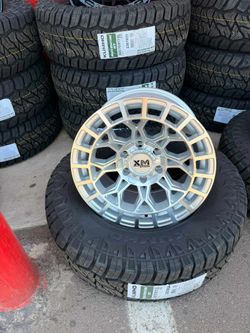 Wheels 17" Silver With Tires Kumho 265/70/17