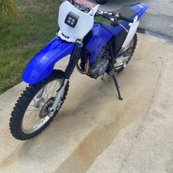 2020 Yamaha TTR230 Dirt Bike