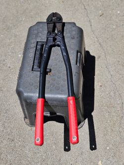 Milwaukee Bolt Cutters