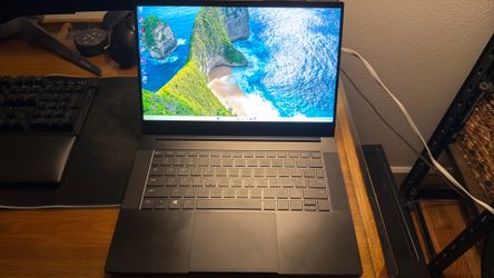 Razer Blade 14 (2021) – Ryzen 9 5900HX, RTX 3080, 16GB RAM, 1TB SSD