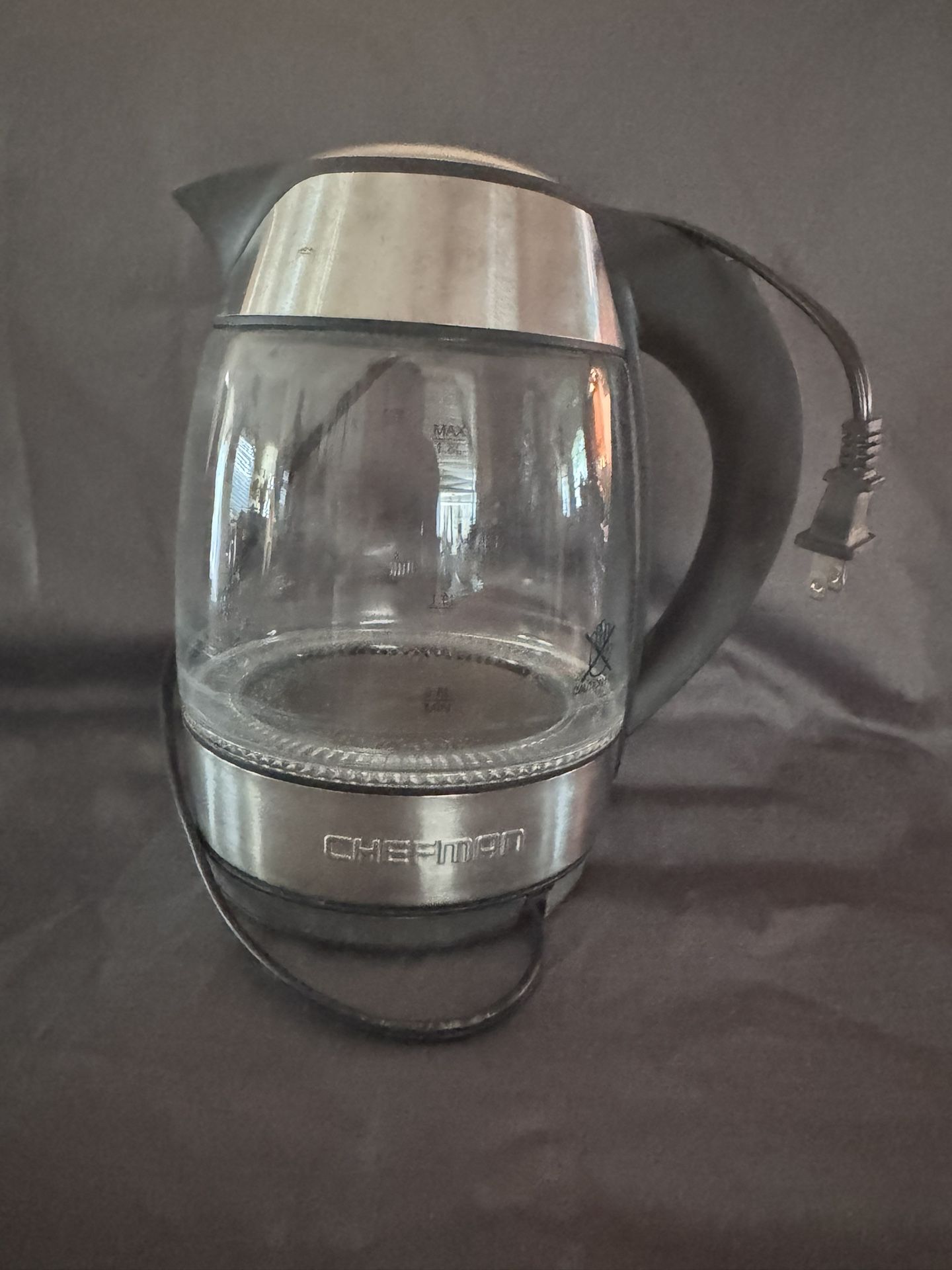 Lighted Chef man electric tea kettle