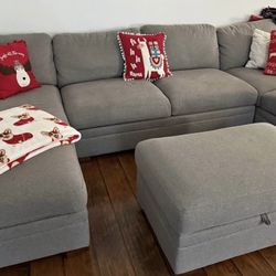 Thomasville 3 piece sectional with storage ottoman