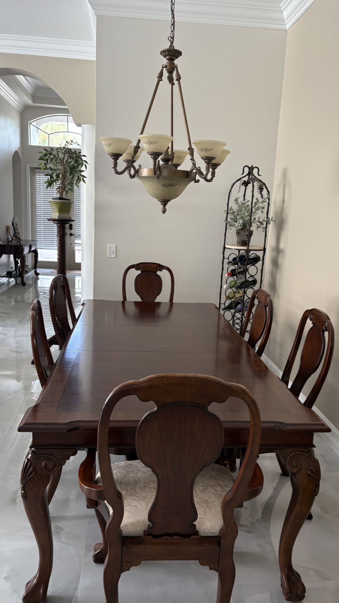 Living Room & Dining Room Furniture