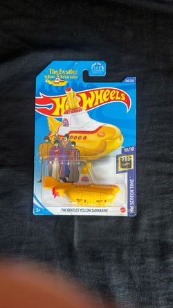 Hot Wheels The Beatles Yellow Submarine 