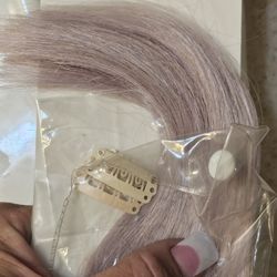 NEW. Zala 100% Real Remy 30" Platinum Ice Queen Clip-In Premium Haie Extensions.