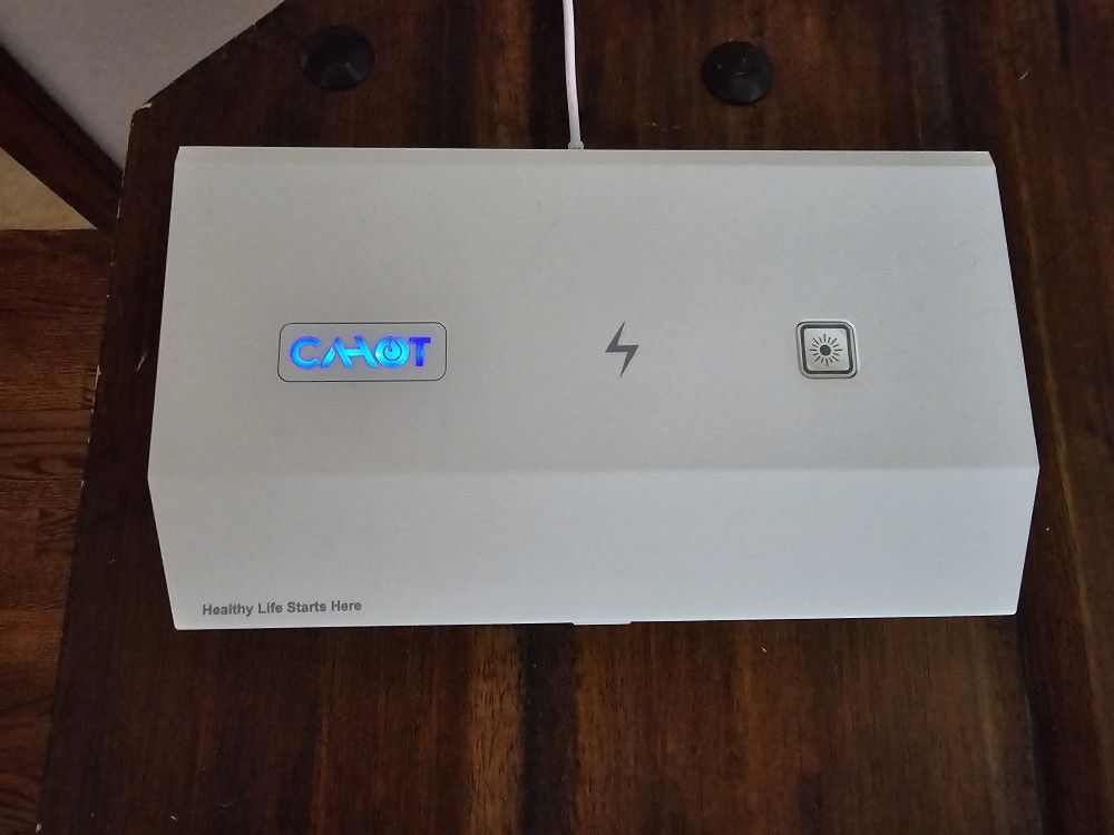 Cahot Portable Wireless Charger UV Light Sanitizer Box with Aroma Diffuser