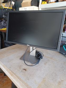 Dell Widescreen Computer Monitor with Stand