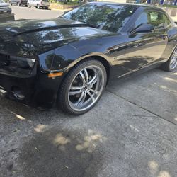 2011 Chevy Camaro V6  - 40,000  Miles! - $11,000