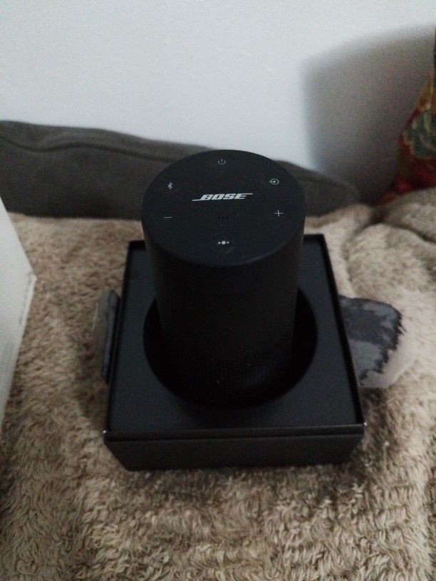 Bose Soundlink Revolve + II