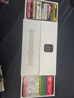 Apple watch se3 starlight