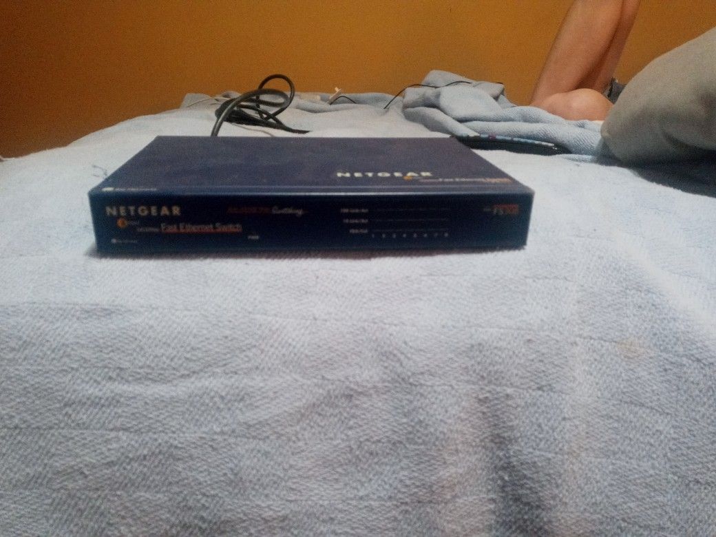 Netgear FS 308 Ethernet Switch
