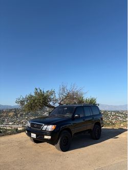 2002 Lexus LX 470