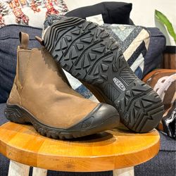 Keen waterproof work boots men size 9.5