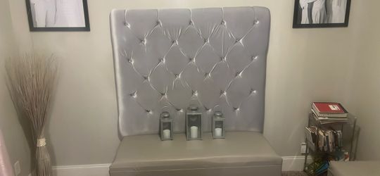 Silver Tufted Upholstered Headboard with Bench
