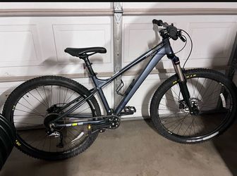 Diamondback Hardtail Mountain Bike – Small Frame