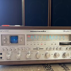 Marantz 2500 Receiver