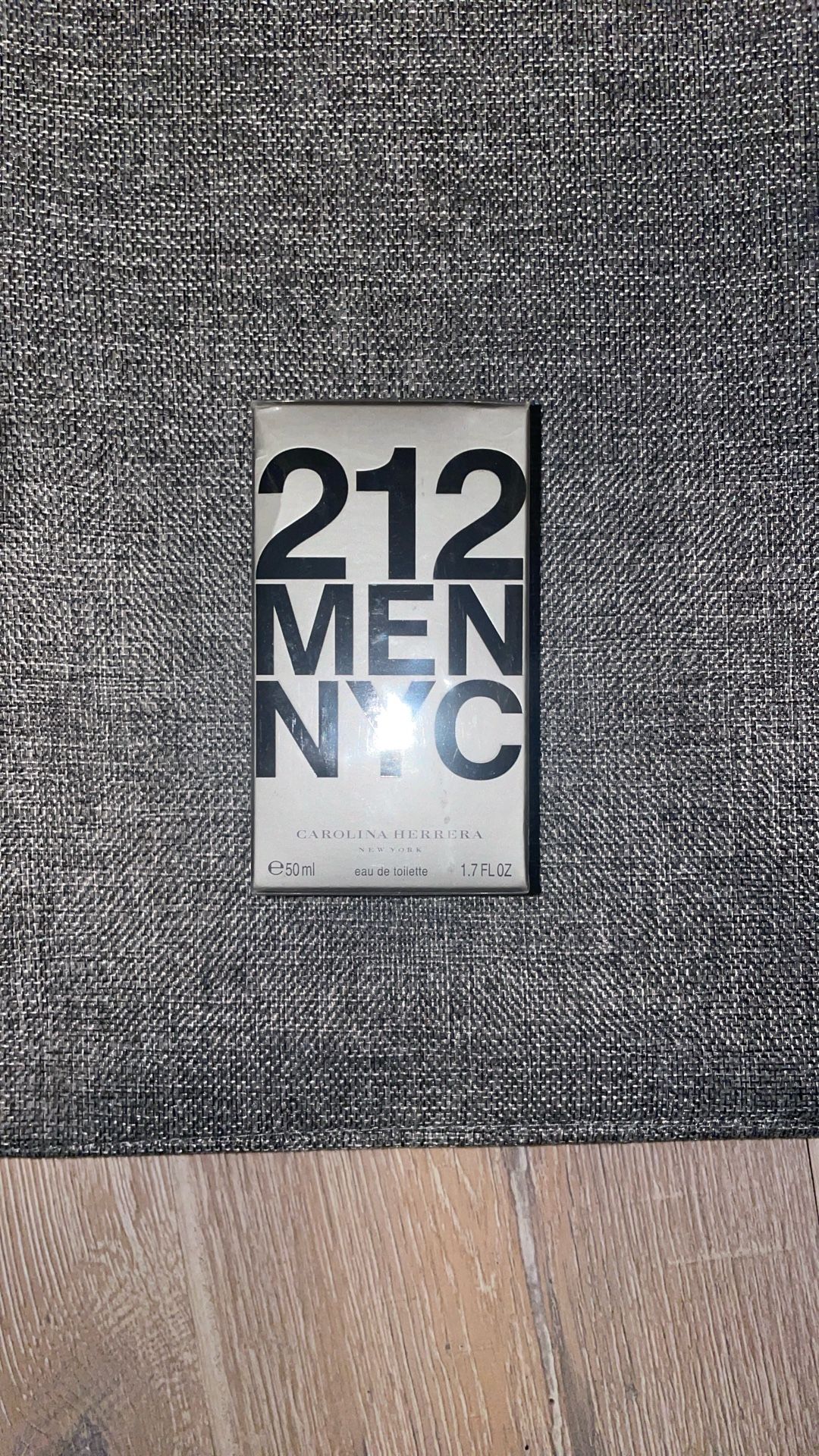 Carolina Herrera 212 Men NYC 50ml
