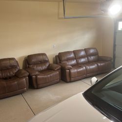 FREE FREE FREE Electric Recliners Sofa And Electric Recliner Chairs