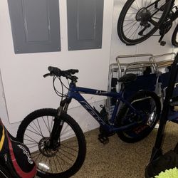 Felt Q520 Mountain Bike (2012)