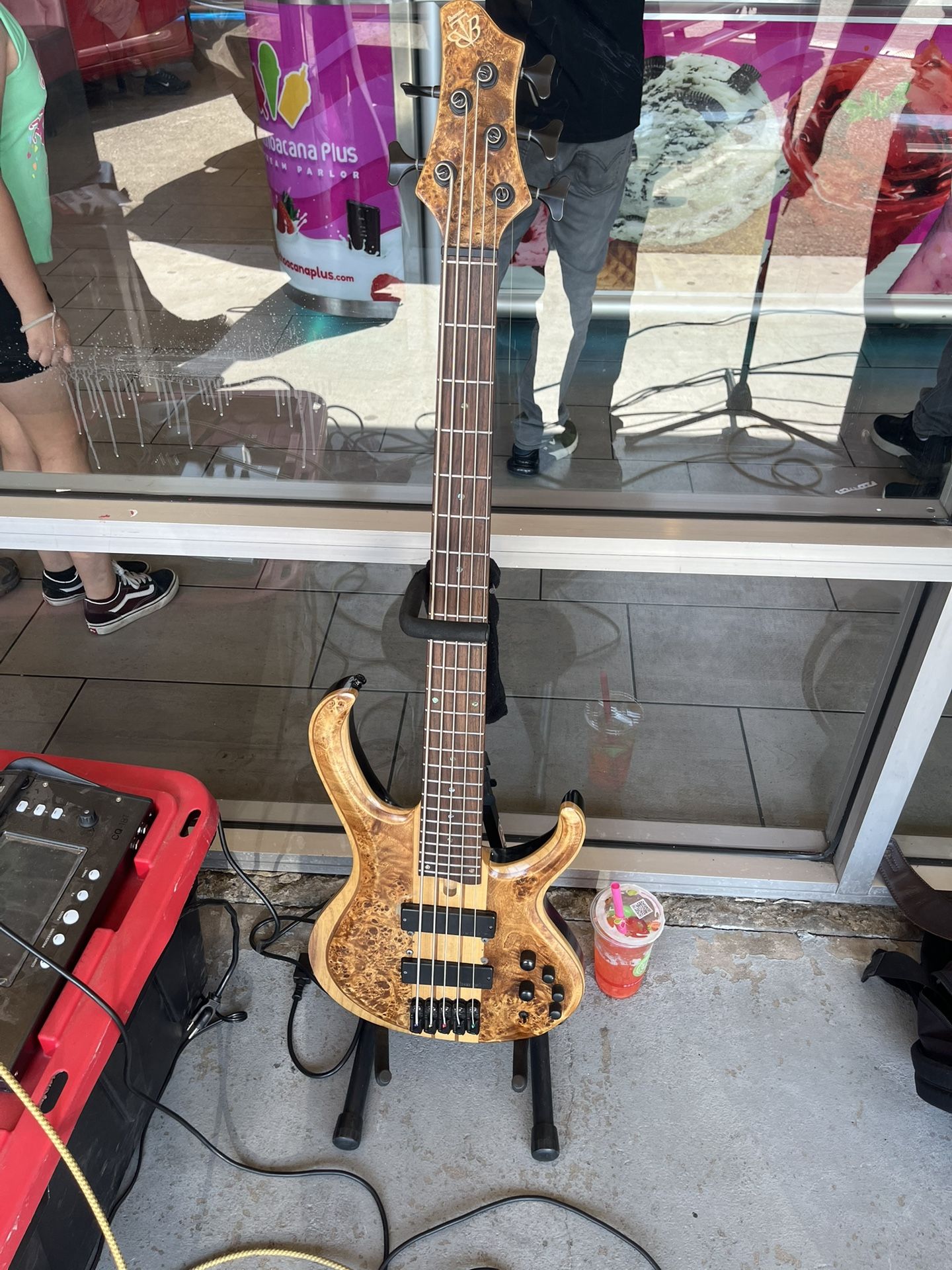Ibanez BTB 845v (Trade For Takamine)
