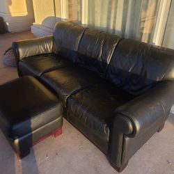 Couch Black Leather