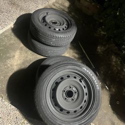 Tires Honda Civic 06