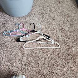 Free Tons Of Free Hangers Different Sizes And Types