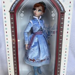 Disney Limited Edition Anna collector doll