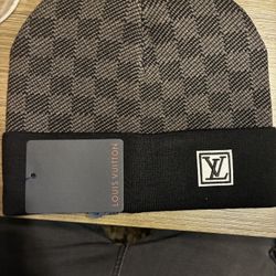 Louis Vuitton Damier Brown Black Beanie New w Tags