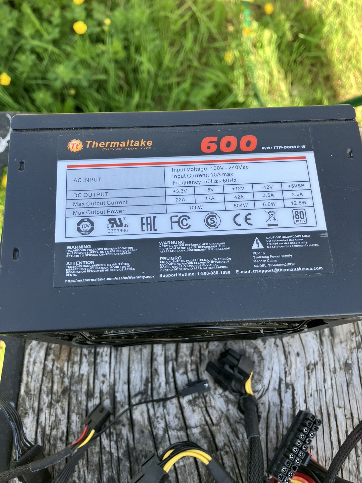 Thermaltake TR2 600W power Supply