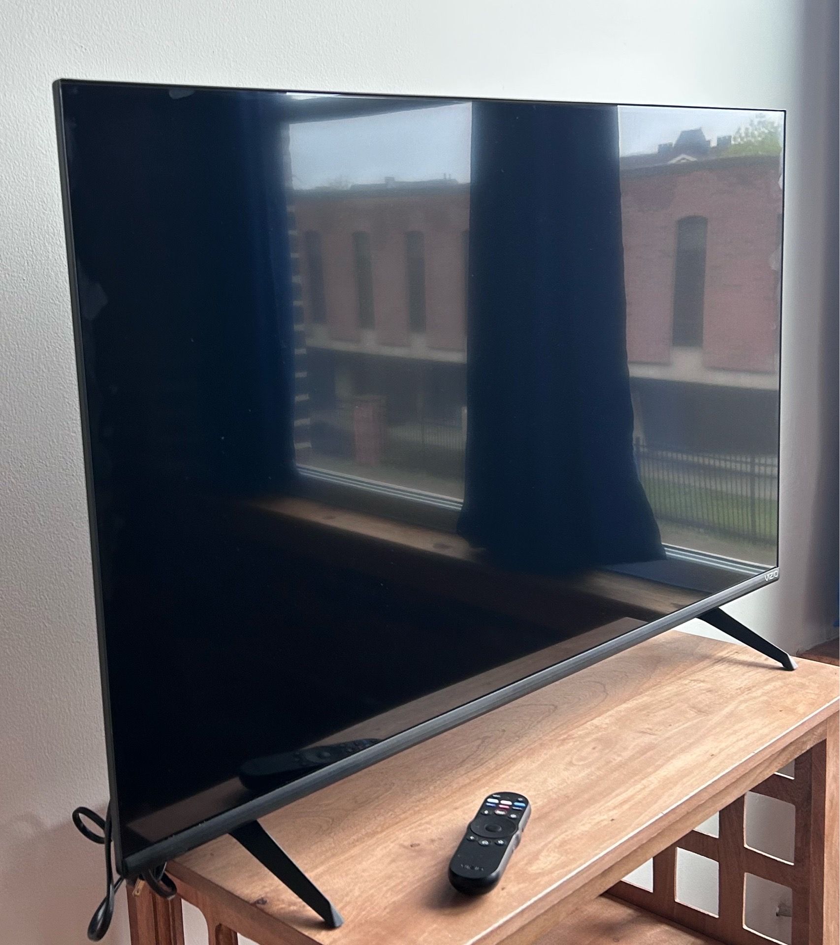 Vizio flat screen smart TV 40 inch