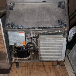 Under Counter Ice Machine