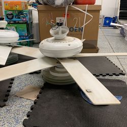 Ceiling Fans Hunter Brand 52inches