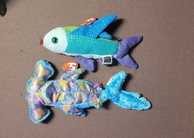 Collectible Set Of Two Beanie Babies