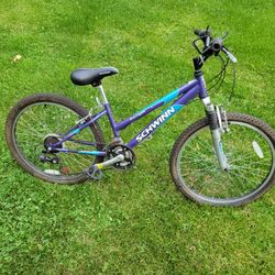 Kids Girls Schwinn Ranger 24 Inch Wheel Mountain Bike 