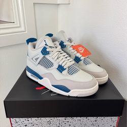 Air Jordan 4 Retro