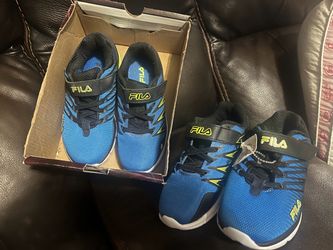 New boy shoes size 12