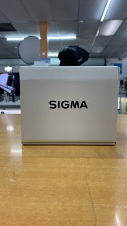 SIGMA Lens For Sony E-Mount 28-70mm F2.8