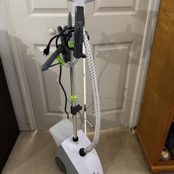 Steamer Clothes and Garments Steamer (READ FULL DESCRIPTION BELOW👇)