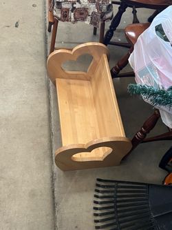 Heart bench