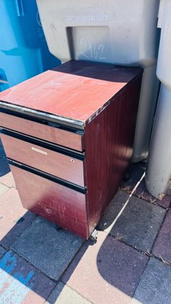 3-Drawer Mobile Pedestal File Cabinet