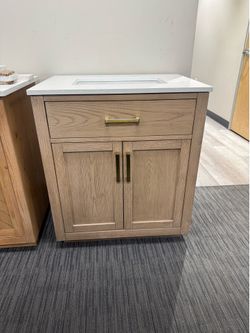 30” Bathroom vanity in wood color