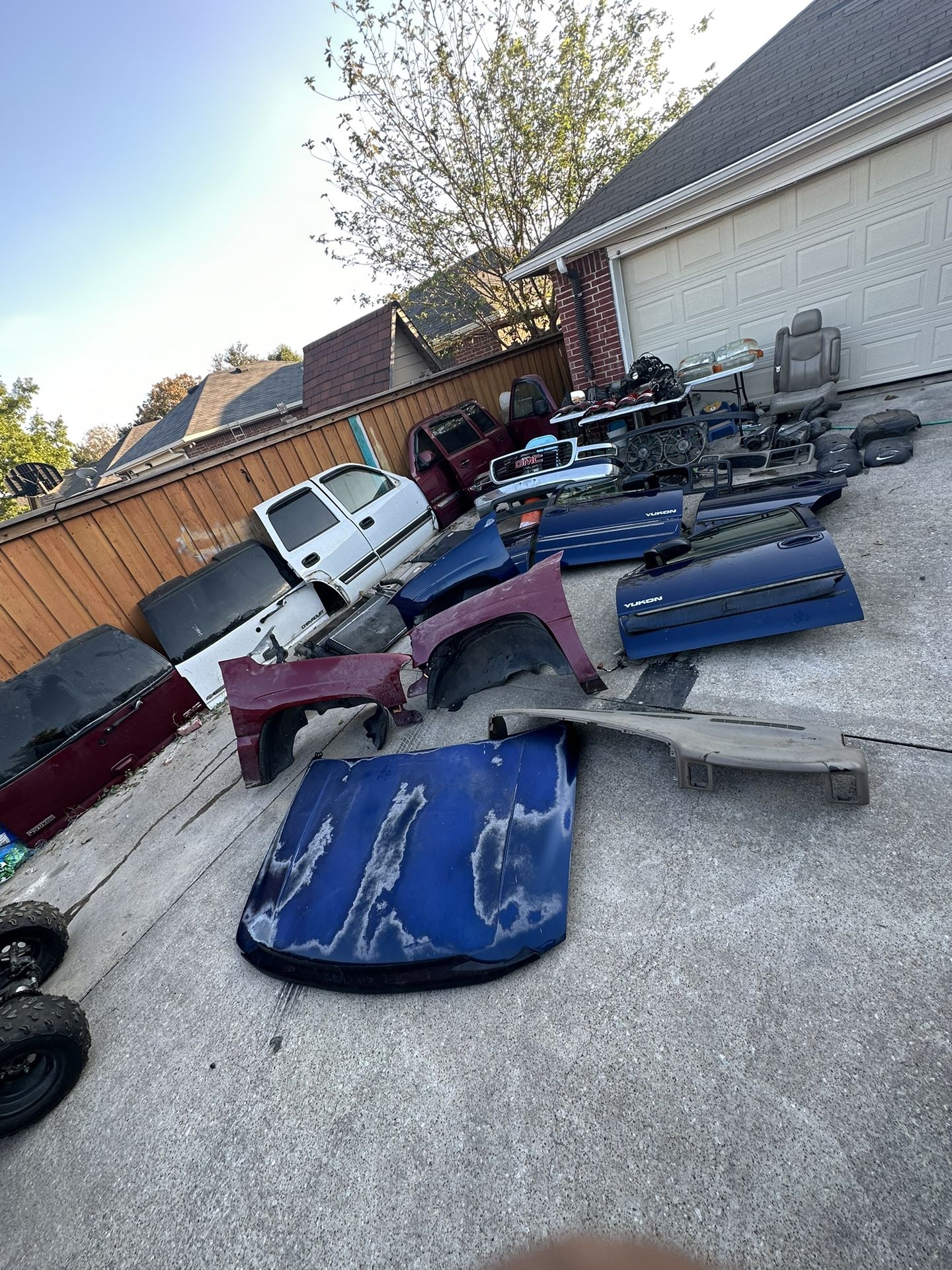 Chevy Gmc Parts (CHECK PICTURES)