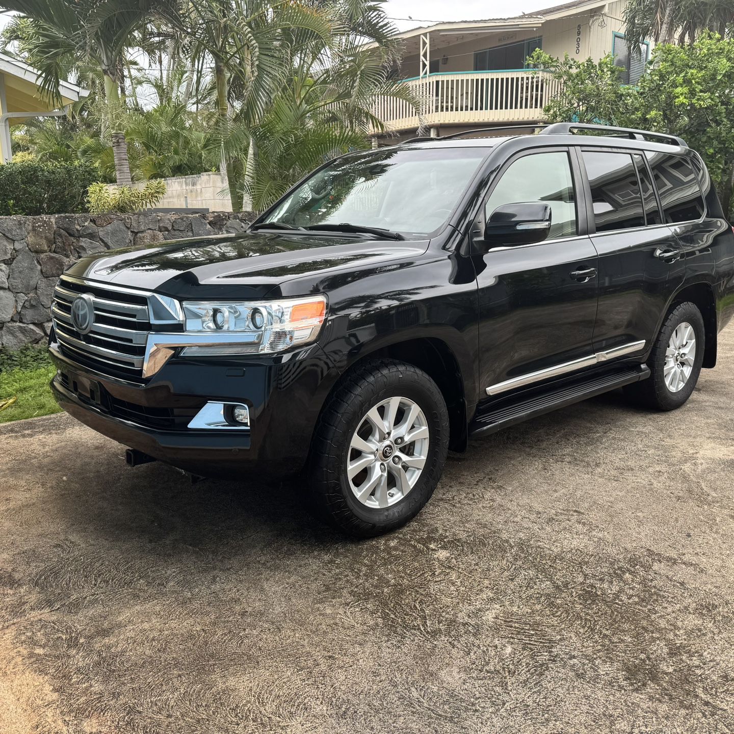 2016 Toyota Land Cruiser